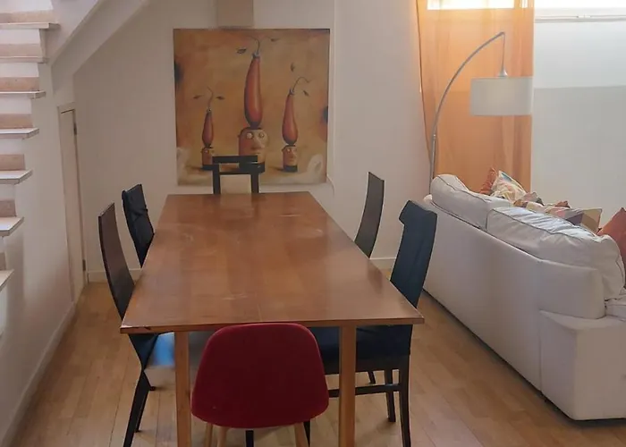 Com Wc Privativa Em Telheiras, * Lisboa