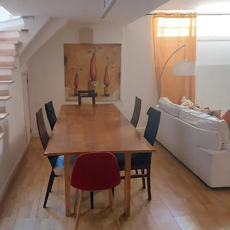 Com Wc Privativa Em Telheiras, * Lisbon